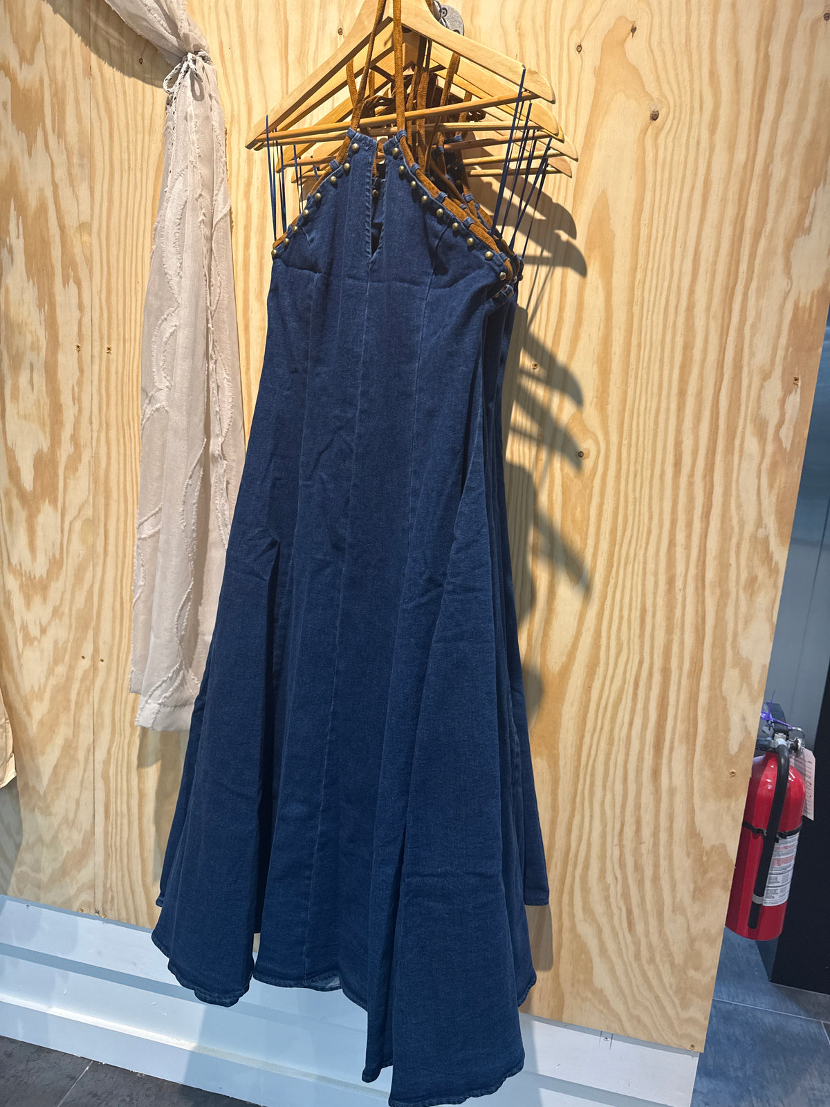 Jean with brown cord dress